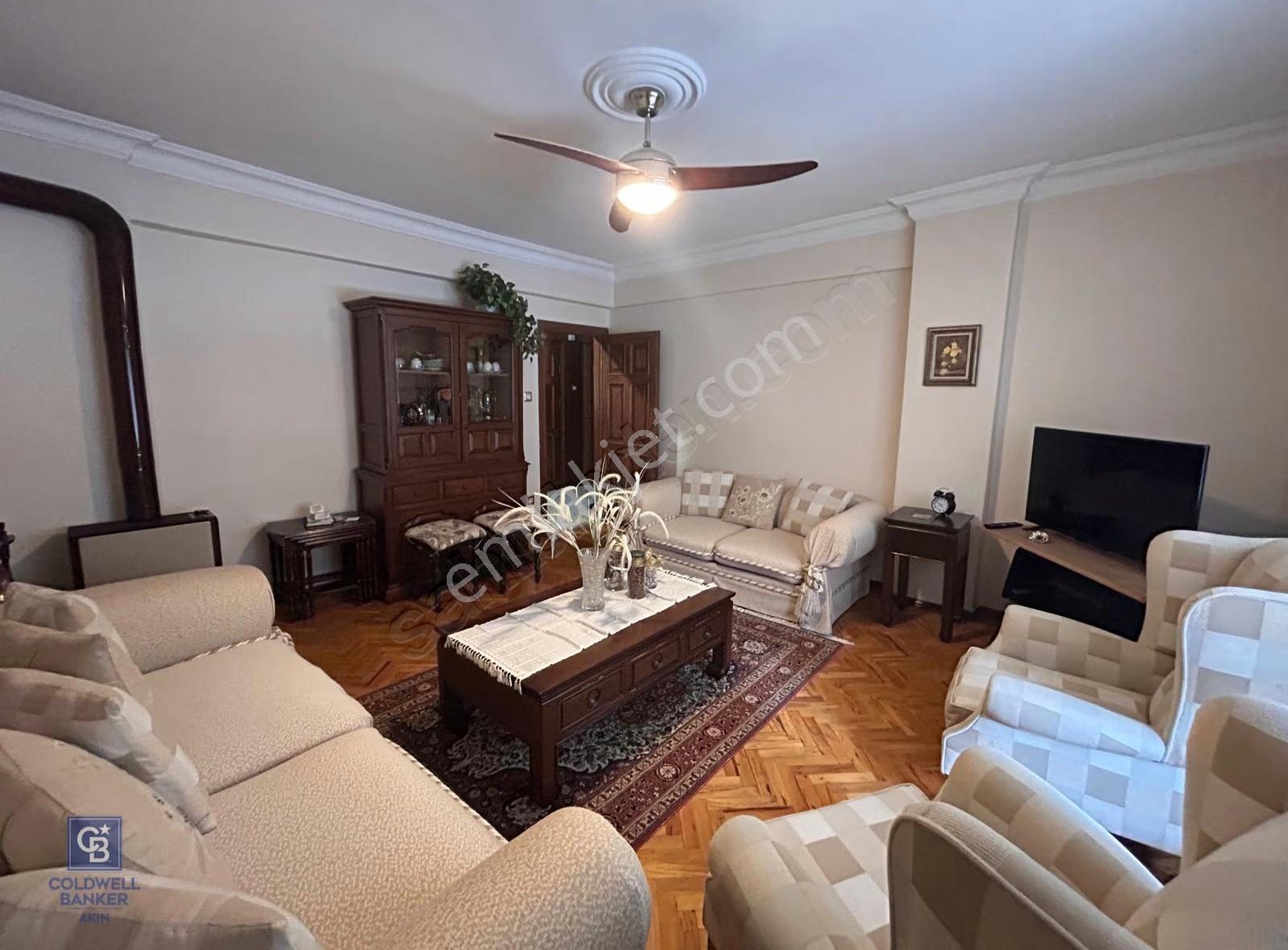 Üsküdar Da Cadde Üzerinde Satılık 3+1 Daire - Görsel 14