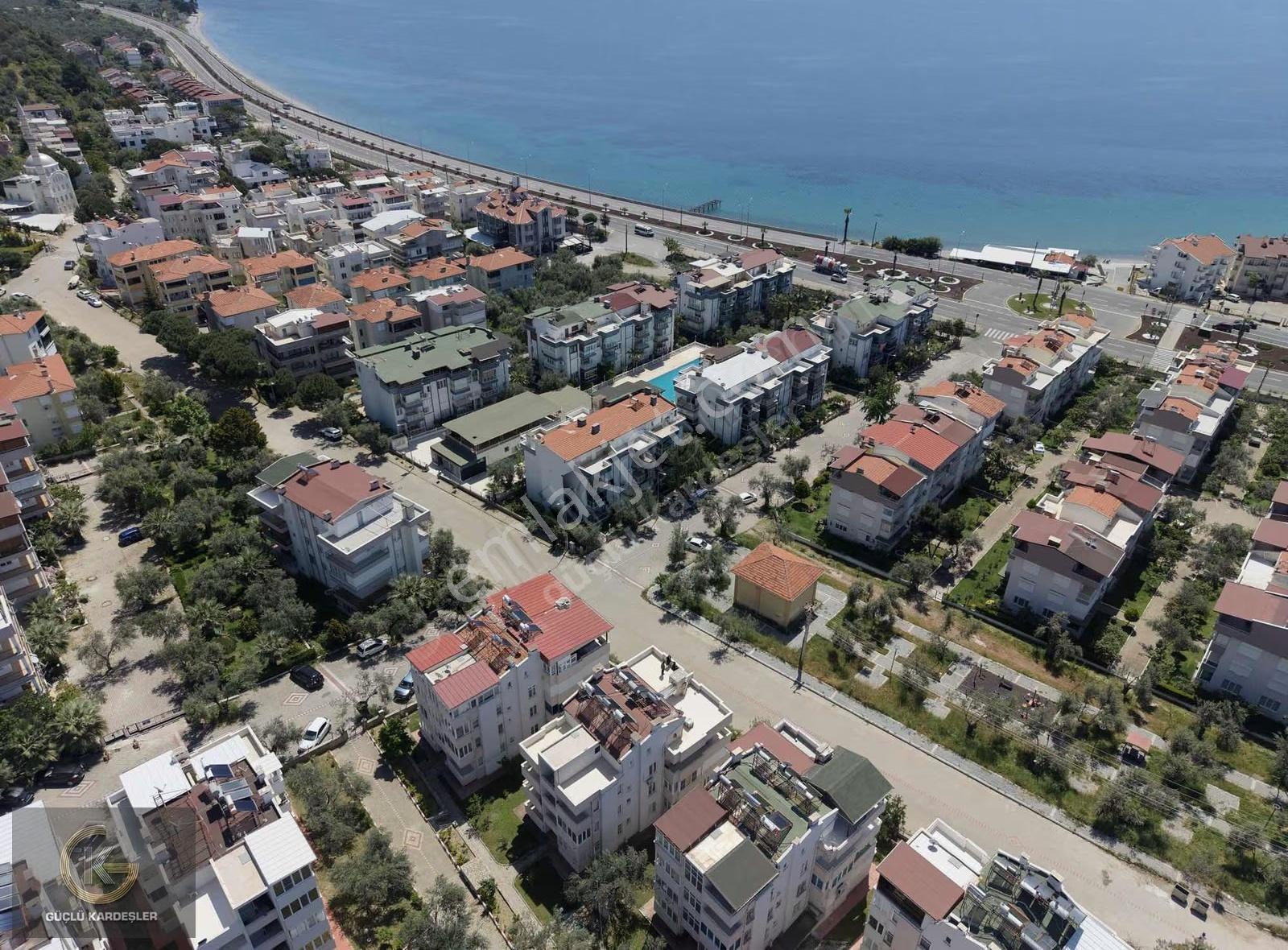 Güçlü Kardeşler Denize 100 Metre Full Manzaralı 3+1 Dubleks - Görsel 27