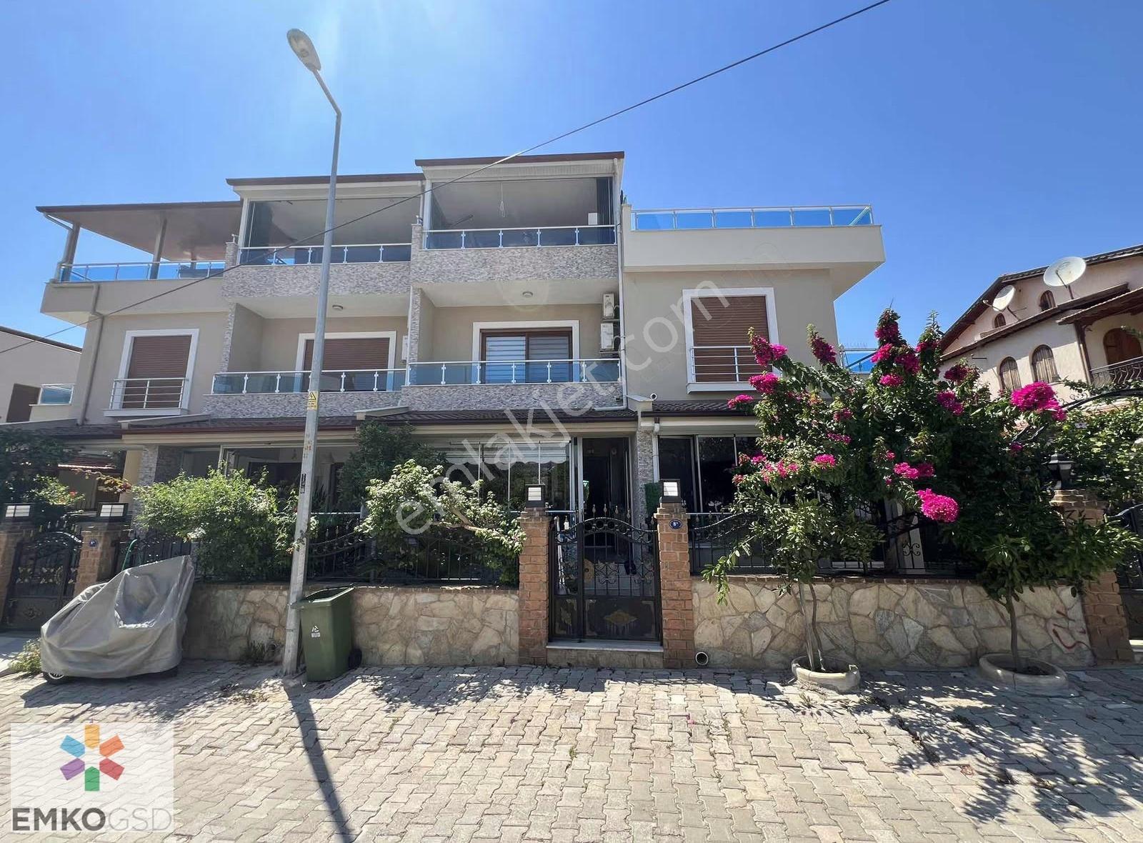 Özdere Çukuraltı Deniz Tarafı Çift Cepheli Büyük 4+1 Villa - Görsel 8