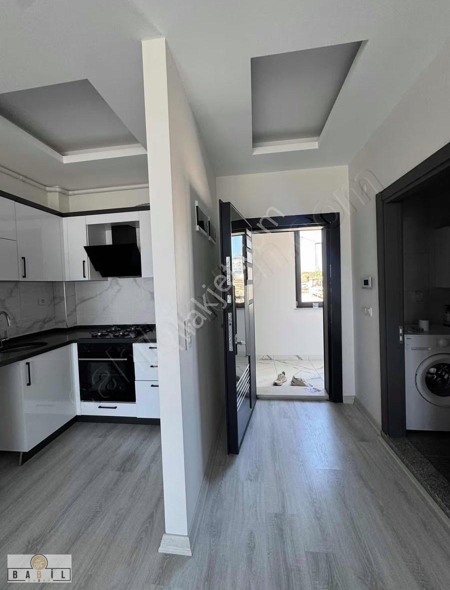 Yenimahallede Sıfır Eşyalı Geniş 1+1 Kiralık Daire - Görsel 6