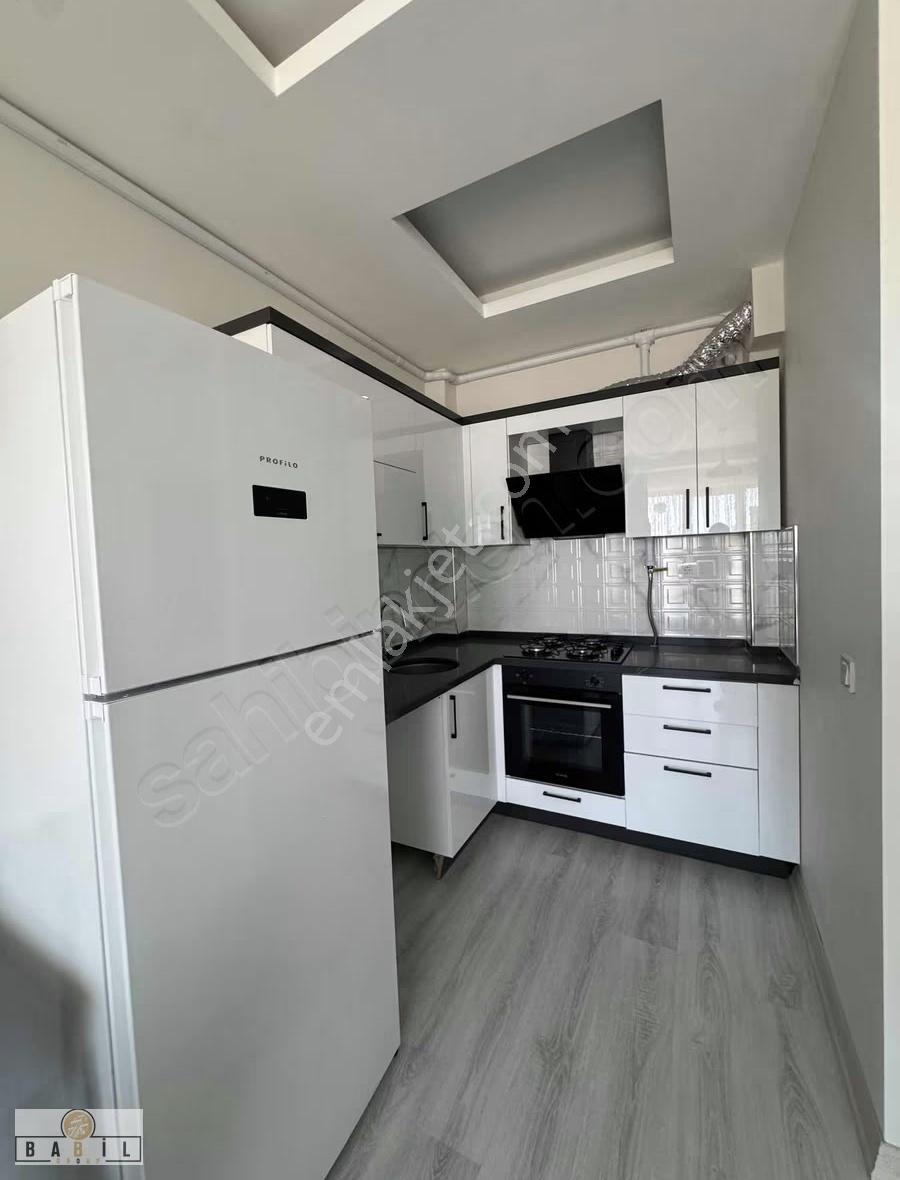 Yenimahallede Sıfır Eşyalı Geniş 1+1 Kiralık Daire - Görsel 7