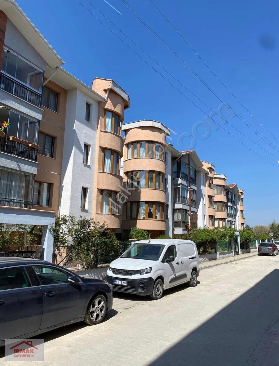 Sümer Mah Uydu Kent Site İçi 3+1 Kiralık Daire - Görsel 2