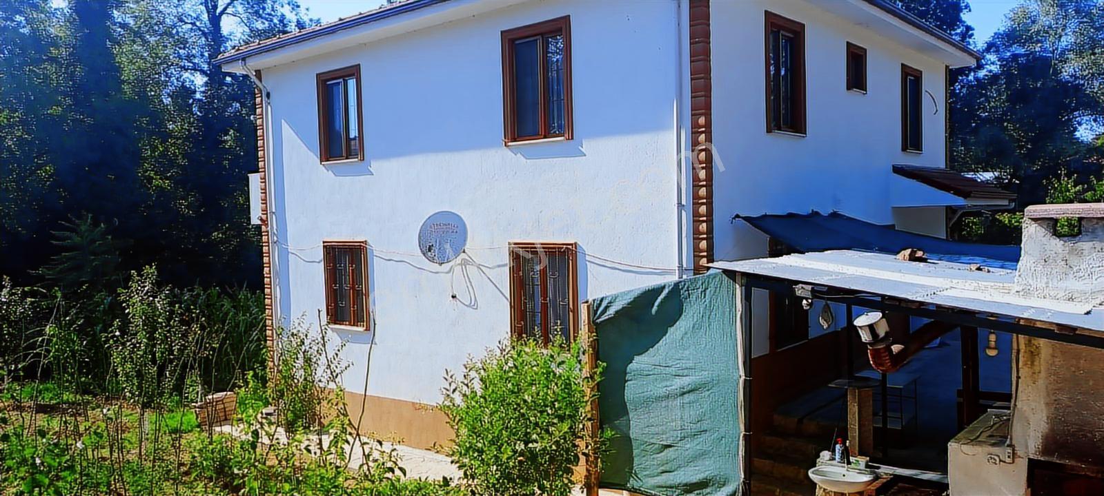Bölgede Enucuz 834 M2 Arsada İskanlı 5+1 200 M2 Willa Hemen Tşn - Görsel 25