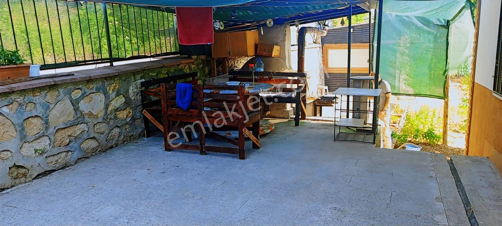 Bölgede Enucuz 834 M2 Arsada İskanlı 5+1 200 M2 Willa Hemen Tşn - Görsel 19