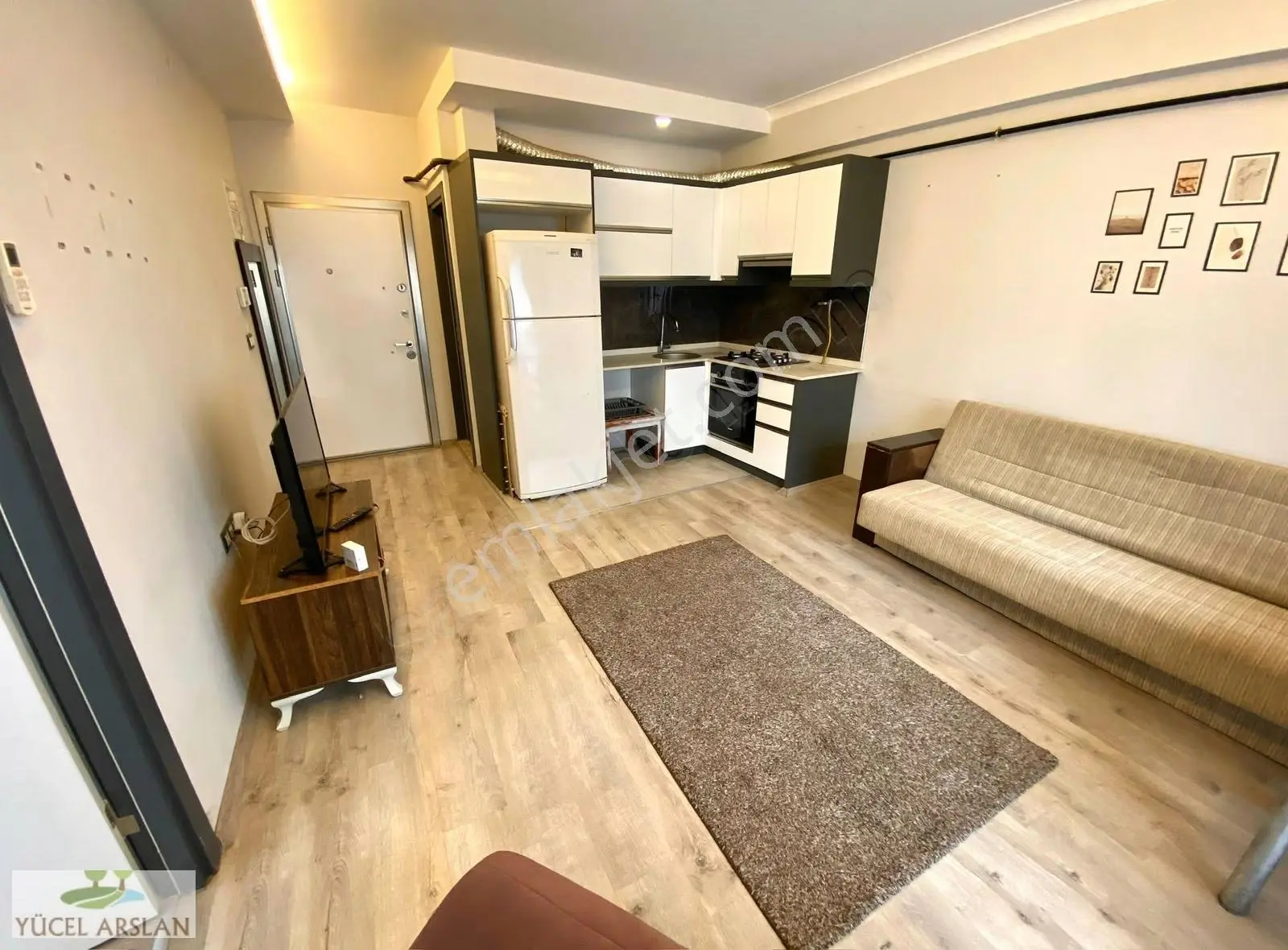 Çiğli Balatçık'ta Satılık 1+1 Eşyalı Daire D.gaz Klima