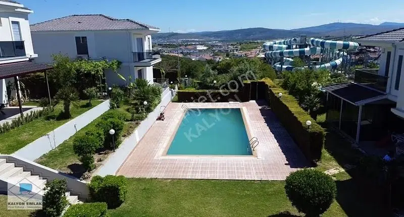 Kalyon'dan Alaçatıda Site İçerisinde Köşe Konum Avantajlı Villa - Görsel 21