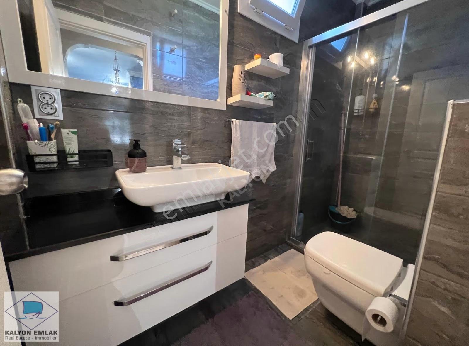 İzmir Çeşme Alaçatı Merkezi Konumda Özel Havuzlu Kiralık Villa - Görsel 13