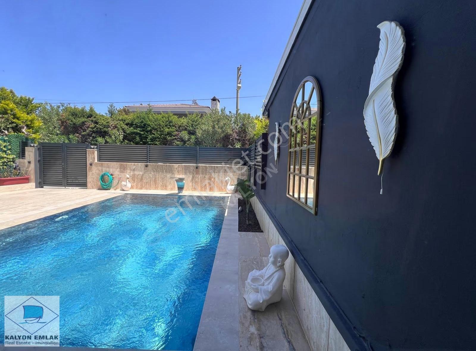 İzmir Çeşme Alaçatı Merkezi Konumda Özel Havuzlu Kiralık Villa - Görsel 24