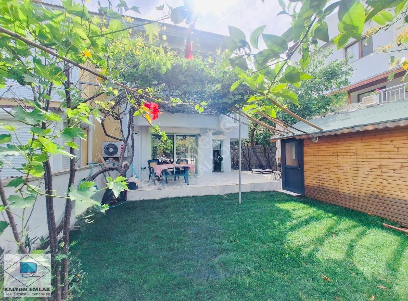 Çeşme Çiftlikköy'de Denize Yakın Kalyon'dan Kiralık 3+1 Villa - Görsel 12