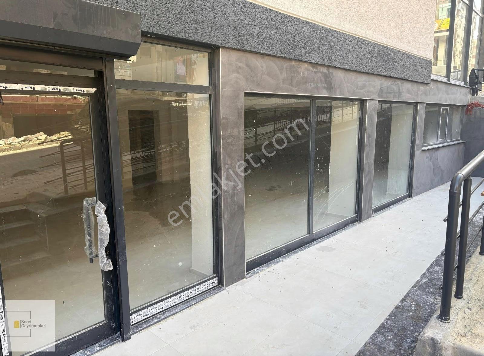 Şirinevler'de Mahmutbey Caddesi Ne 1.binada 150 M² Dükkan - Görsel 25