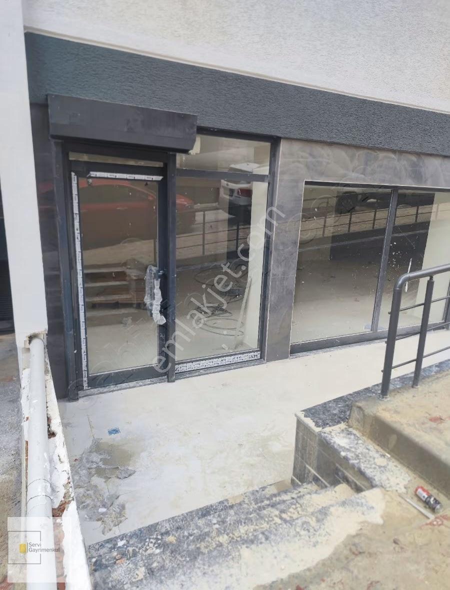 Şirinevler'de Mahmutbey Caddesi Ne 1.binada 150 M² Dükkan - Görsel 6