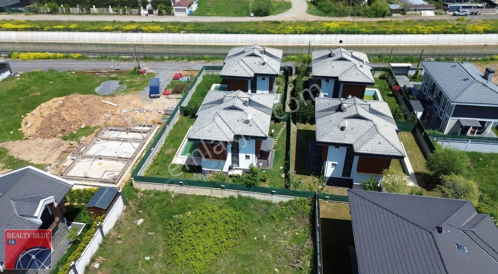 Şile Çavuş Mah Sıfır 408m2 Bahçe İçinde Müstakil Havuzlu Villa - Görsel 2