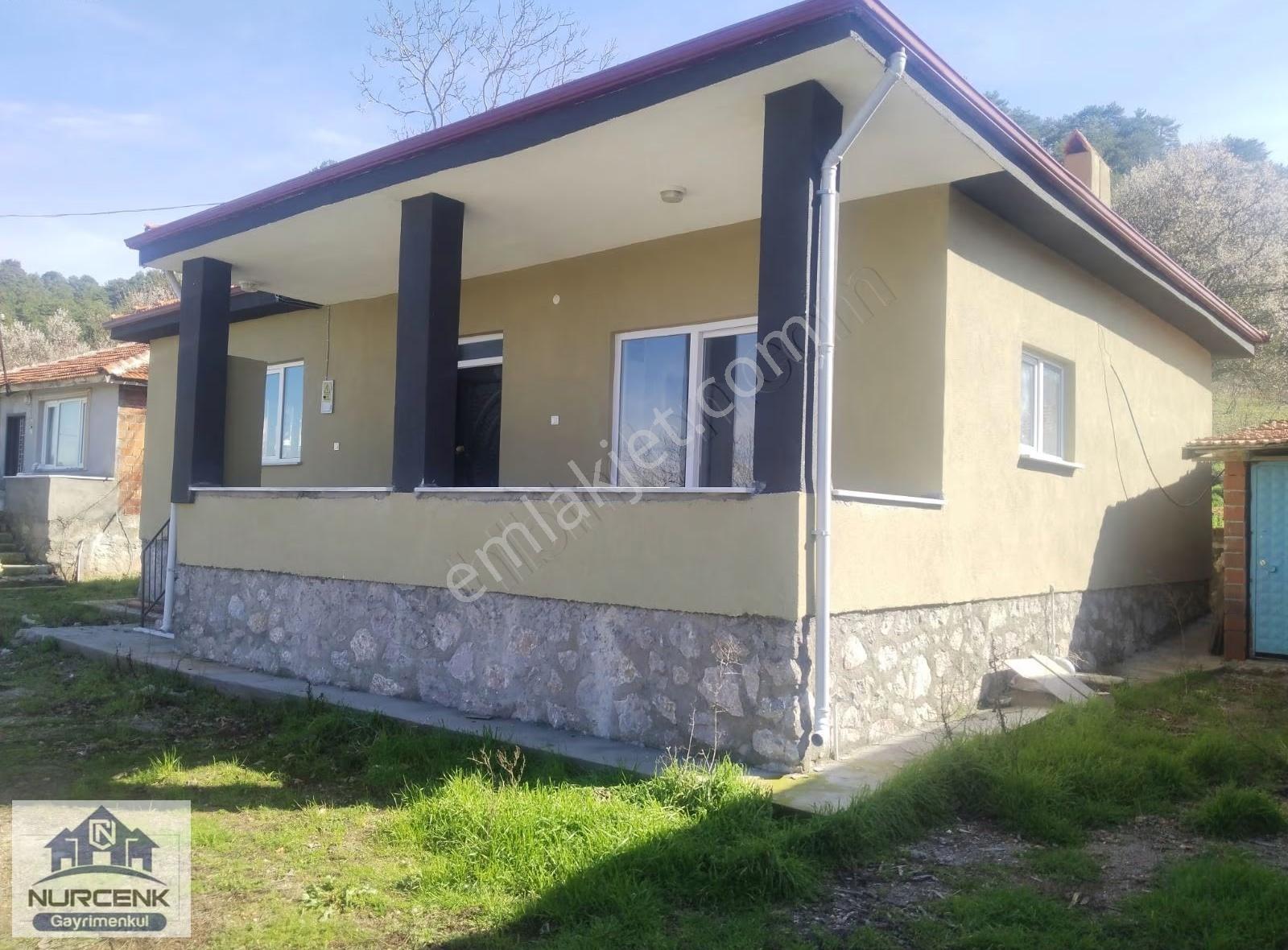Balıkesir Havran Hüseyin Beşeler Köyünde Sıfır Köy Evi Bahçeli