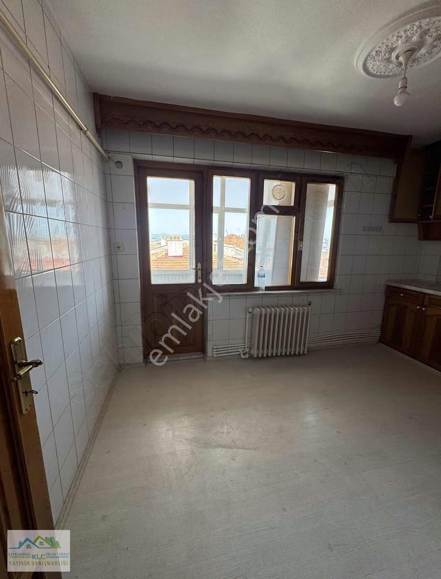 Klc'den Karesi Atatürk Mah'sinde Kiralık 3+1 Daire - Görsel 13