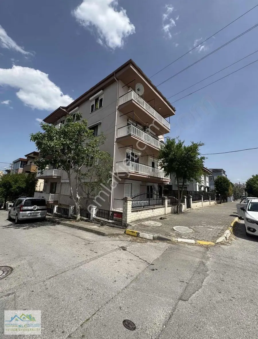 Klc'den Karesi Atatürk Mah'sinde Kiralık 3+1 Daire - Görsel 4