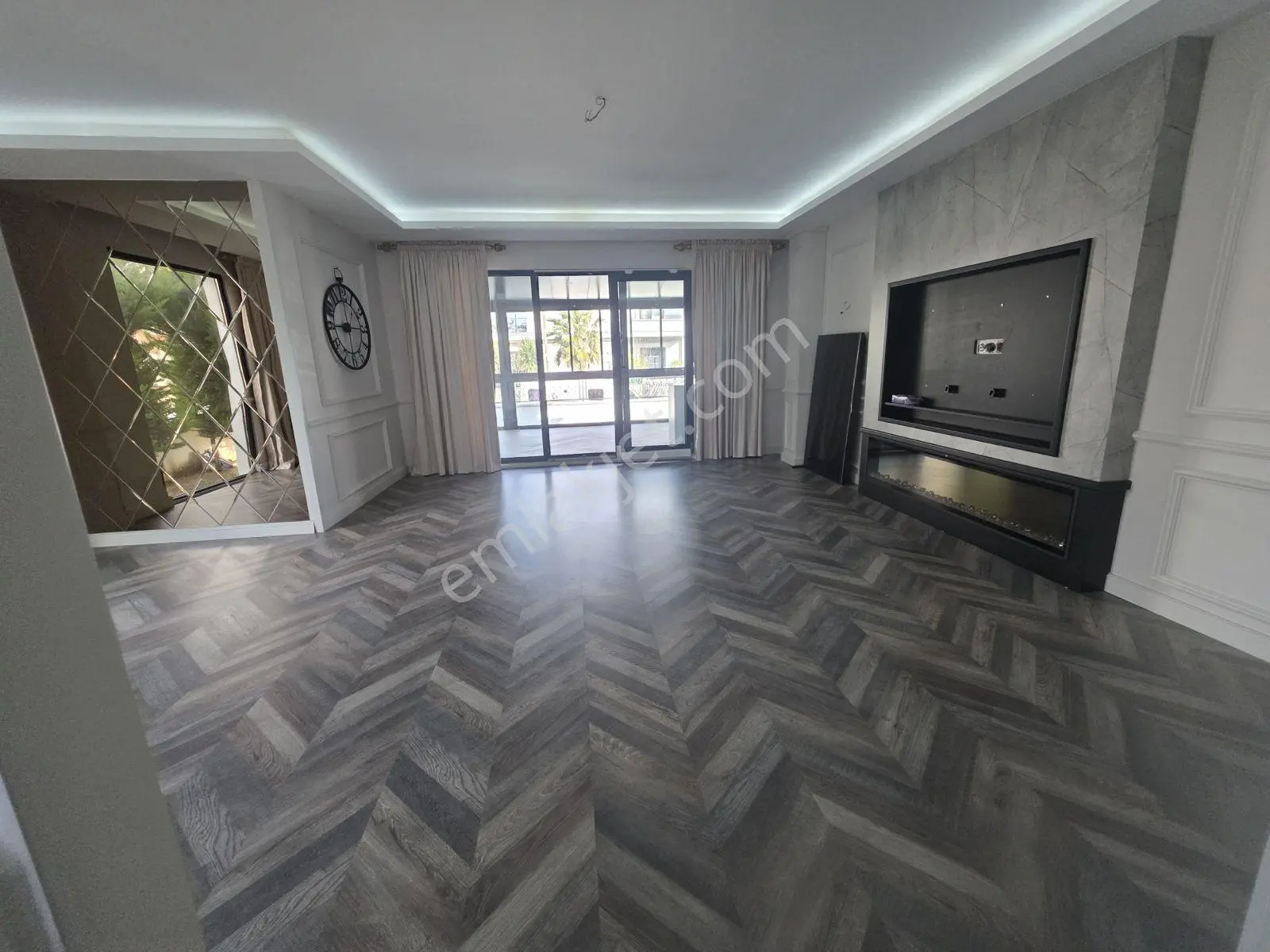 Remax Parla Naciye Arapoğlu'ndan Alanlı 'da Fırsat Satılık Villa - Görsel 4