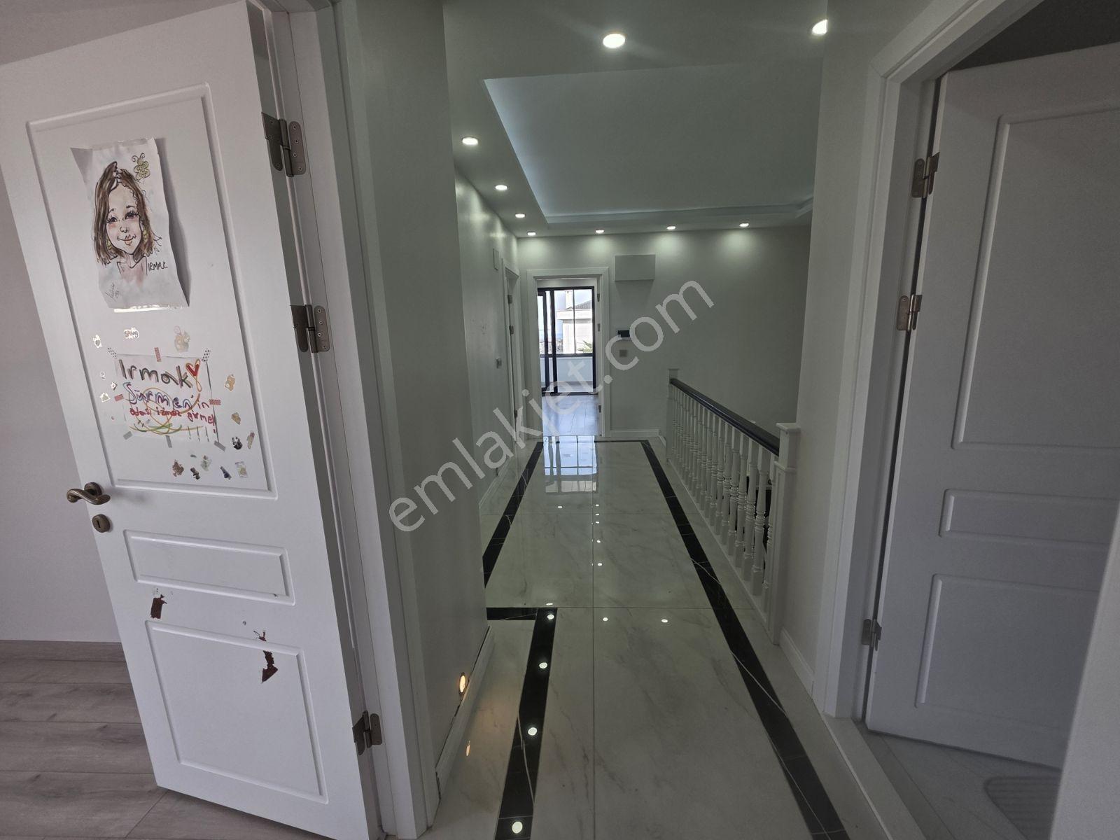 Remax Parla Naciye Arapoğlu'ndan Alanlı 'da Fırsat Satılık Villa - Görsel 27
