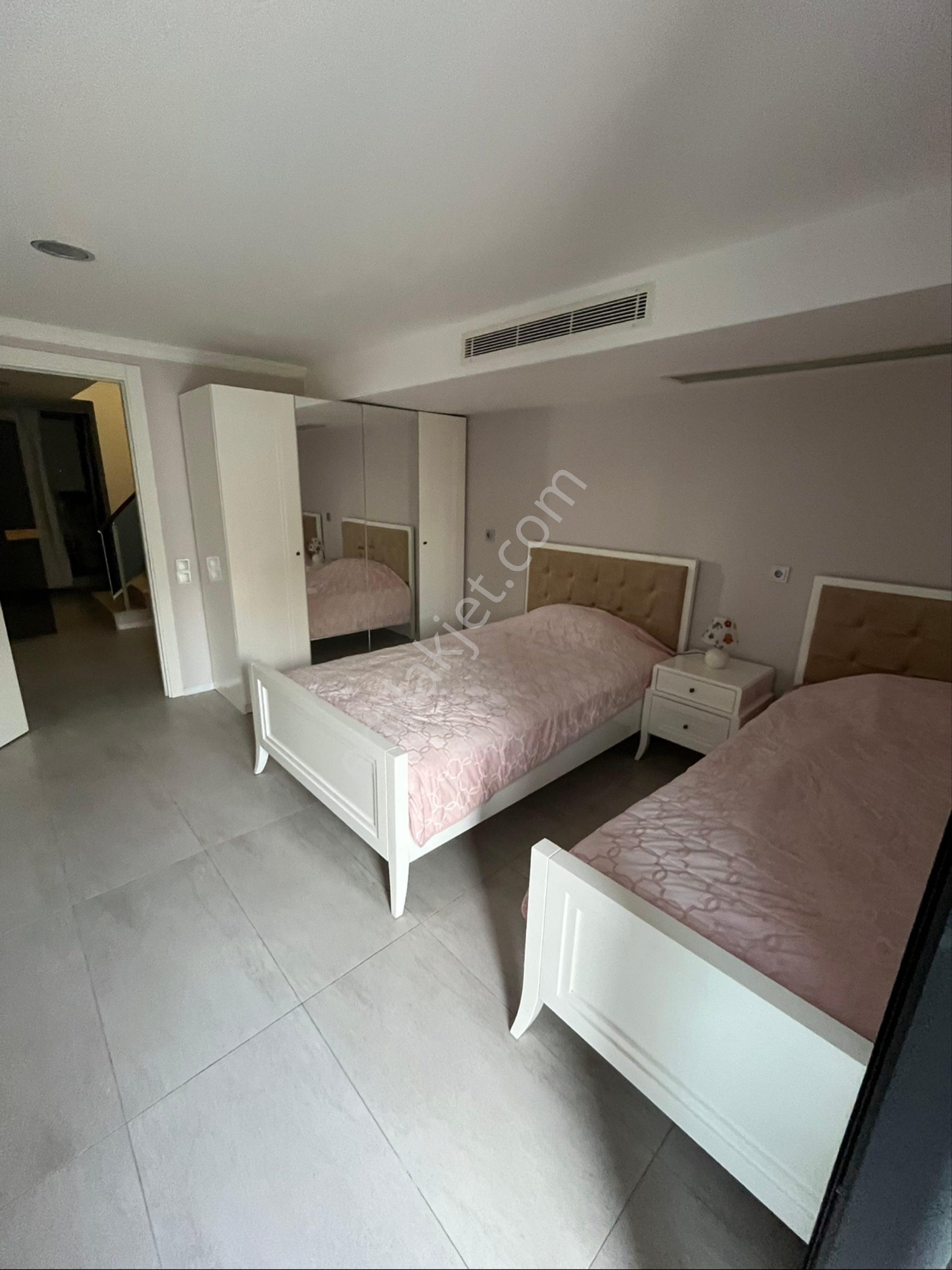 Güzelbahçe Kahramandere Lüks Havuzlu Tam Müstakil Villa - Görsel 6