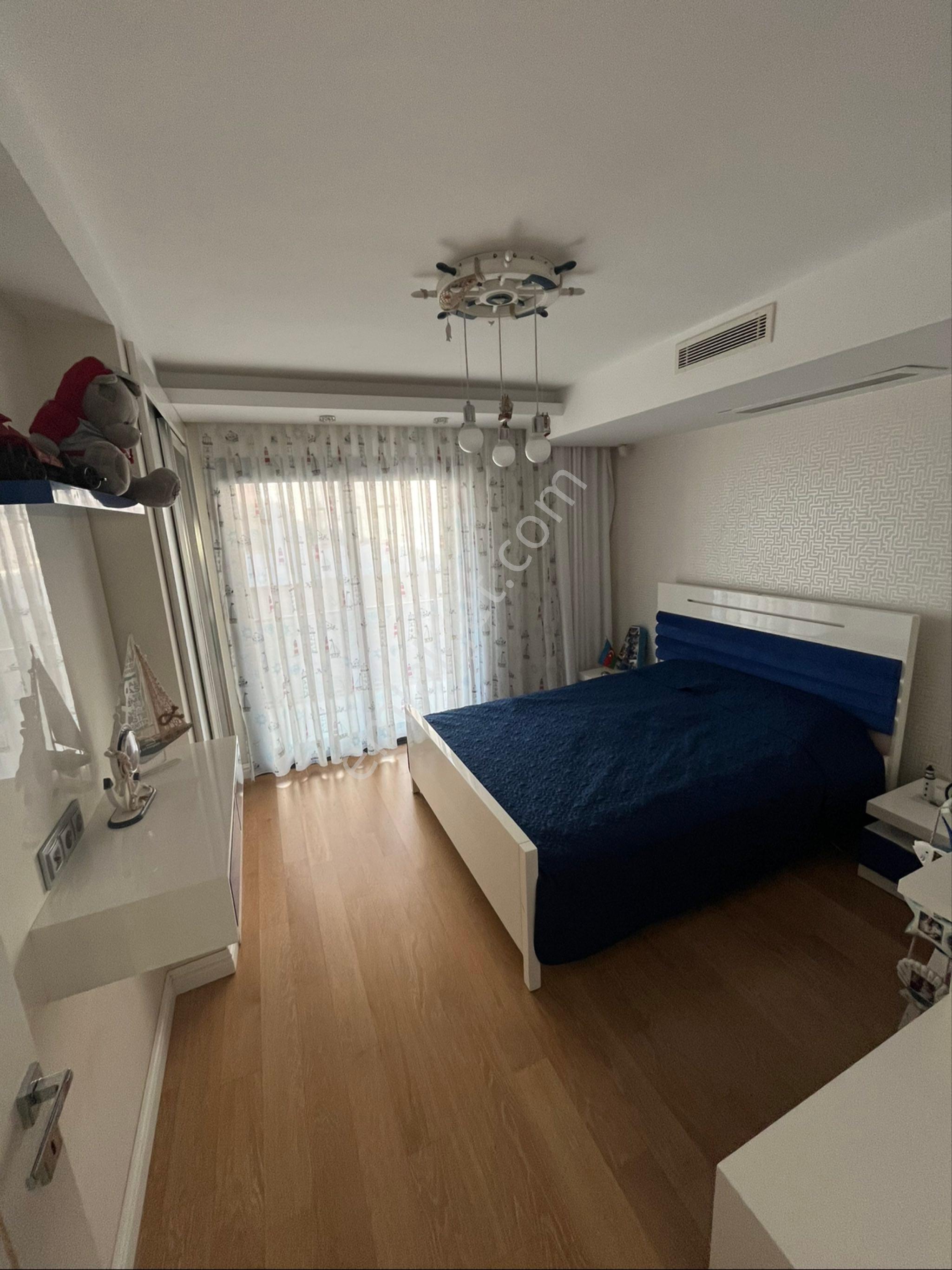 Güzelbahçe Kahramandere Lüks Havuzlu Tam Müstakil Villa - Görsel 24
