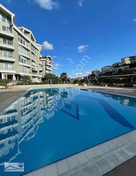 Tarabya Aksoy Sitesi'nde Kiralık Lüks 3+1 Daire