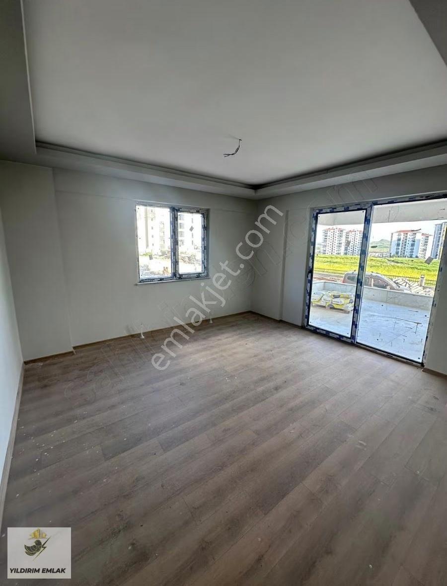 Yıldırım Emlak'tan Şehitlikte 4+1 Hesaplı Manzaralı Harıka Daire - Görsel 15