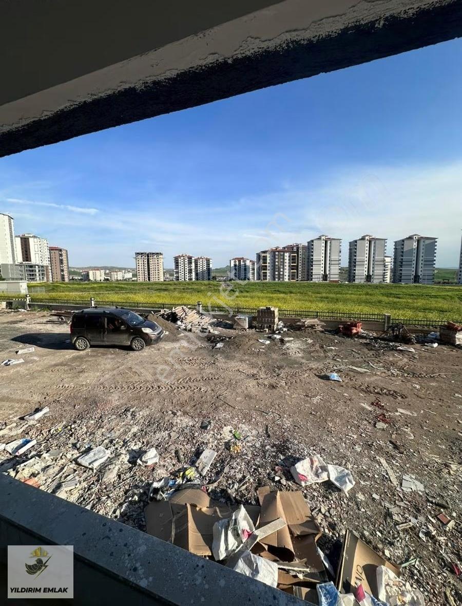 Yıldırım Emlak'tan Şehitlikte 4+1 Hesaplı Manzaralı Harıka Daire