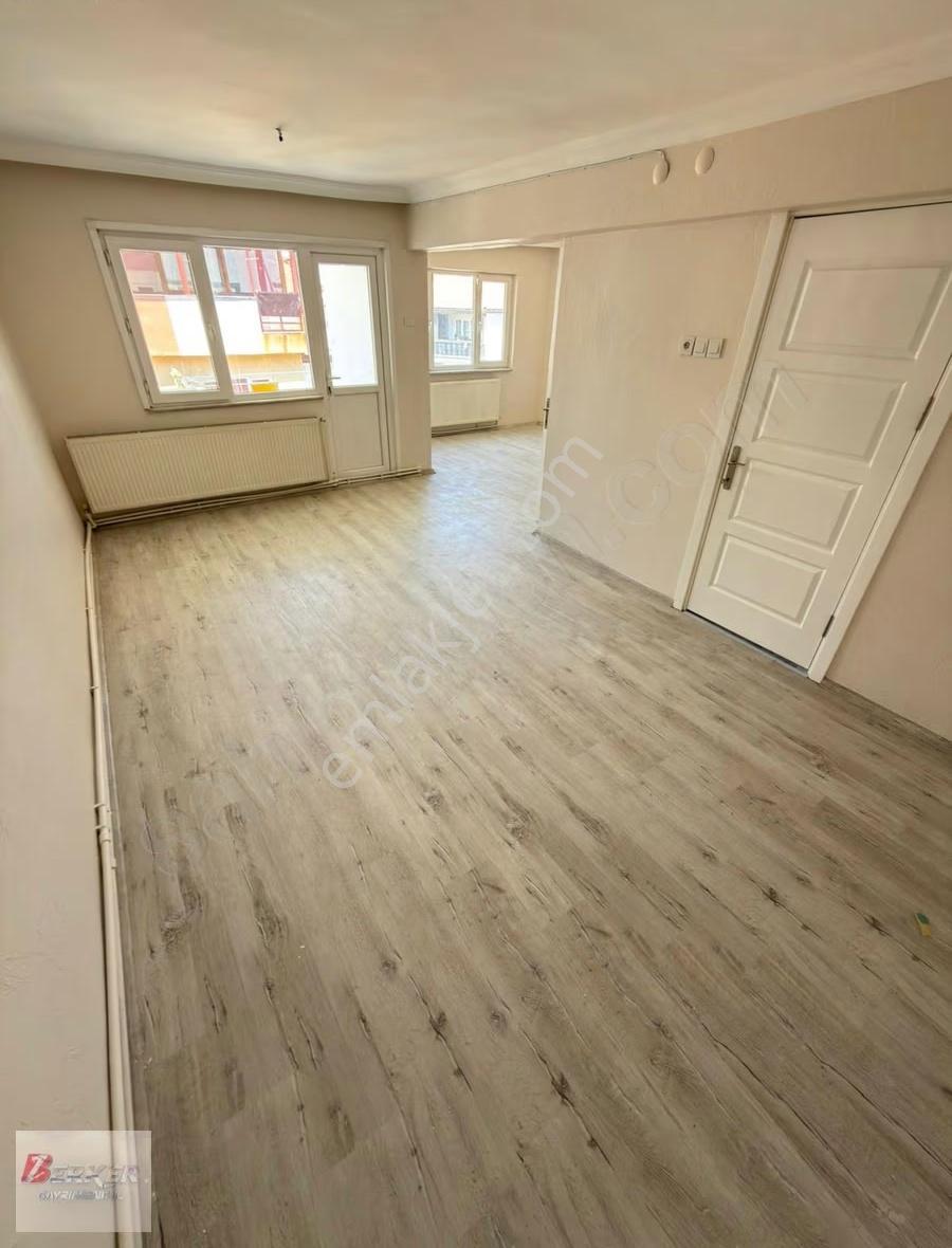 İbrahimçelebi Mah. 3+1 Tam Tadilatlı Full Özellikli Daire - Görsel 32
