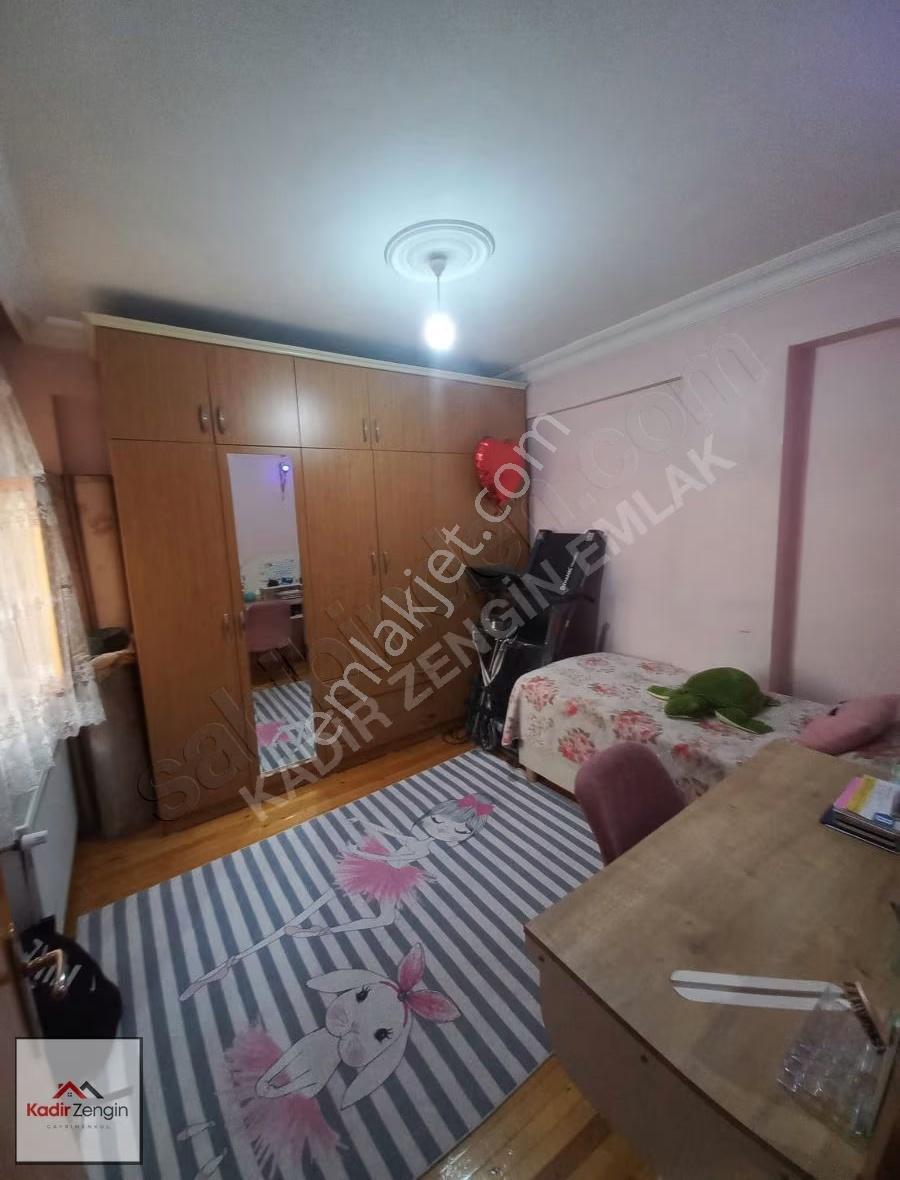 Sakarya Mah Salı Pazarı Karşısında 3+1 Geniş Daire - Görsel 17