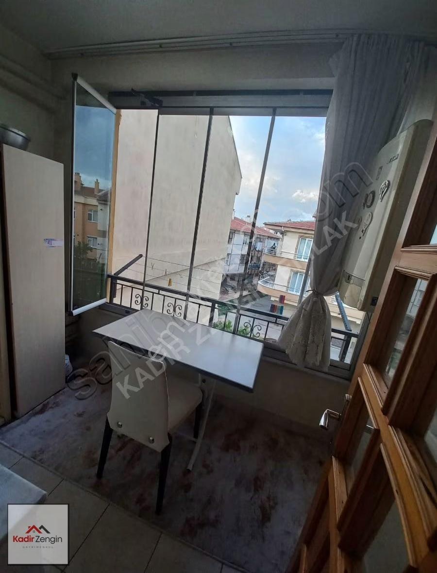 Sakarya Mah Salı Pazarı Karşısında 3+1 Geniş Daire - Görsel 21