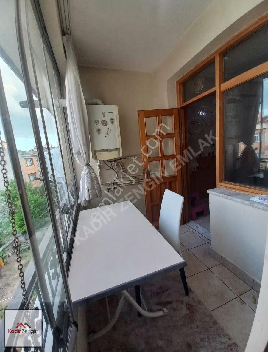 Sakarya Mah Salı Pazarı Karşısında 3+1 Geniş Daire - Görsel 25