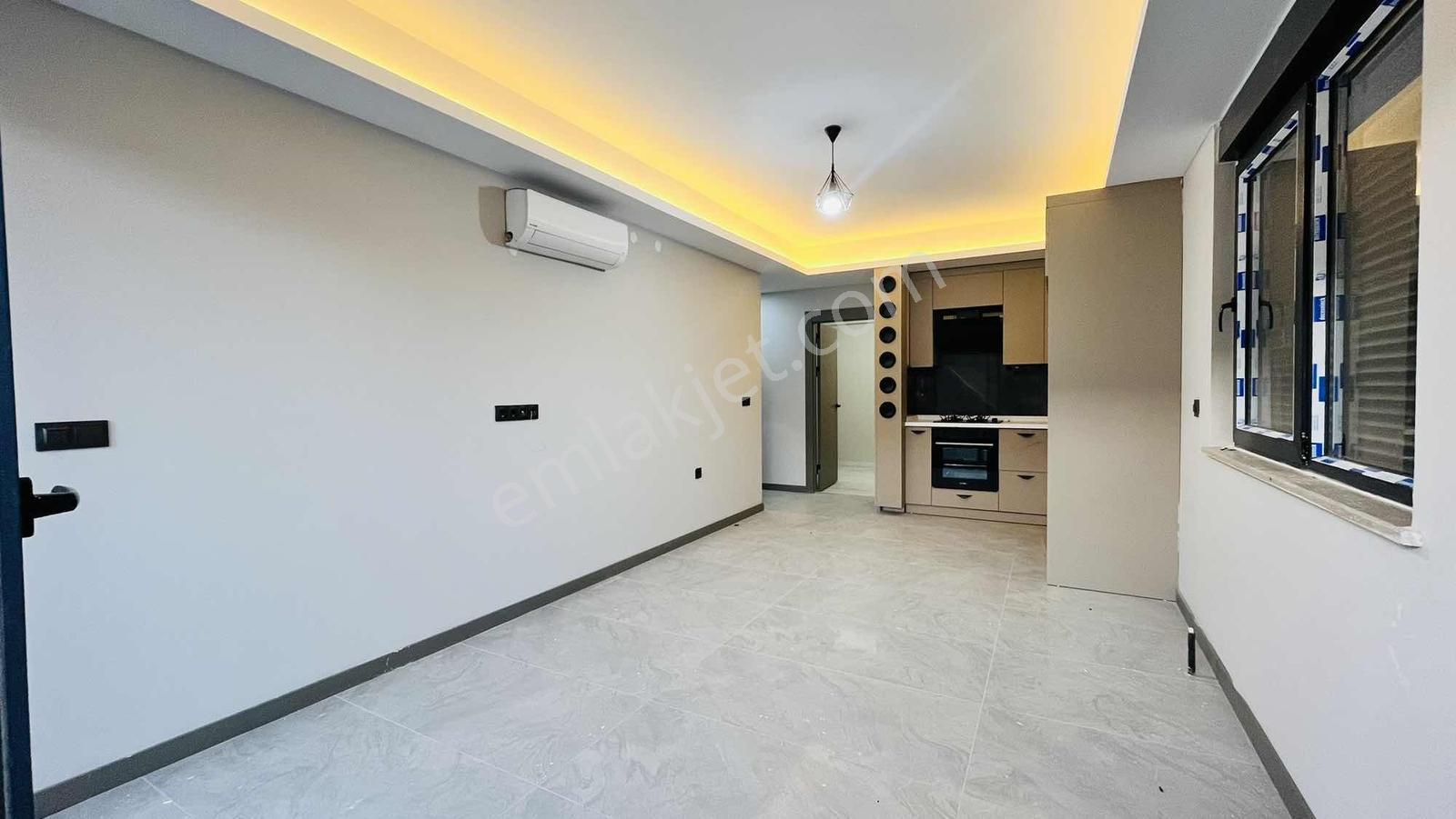 Aksu Altıntaş'ta Cadde Üzerinde Kiralık 1+1 Daire - Görsel 9