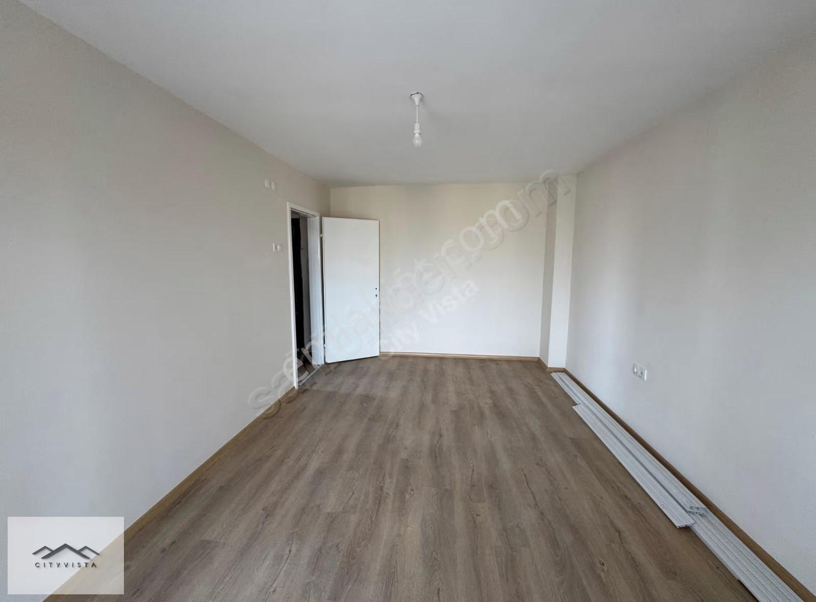 Beylikdüzü'nde Tadilatlı 3+1 Satılık Daire (100m²) - Görsel 12