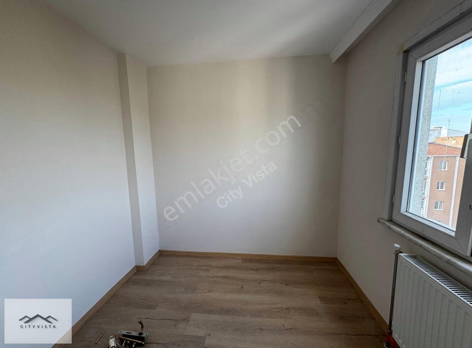 Beylikdüzü'nde Tadilatlı 3+1 Satılık Daire (100m²) - Görsel 18