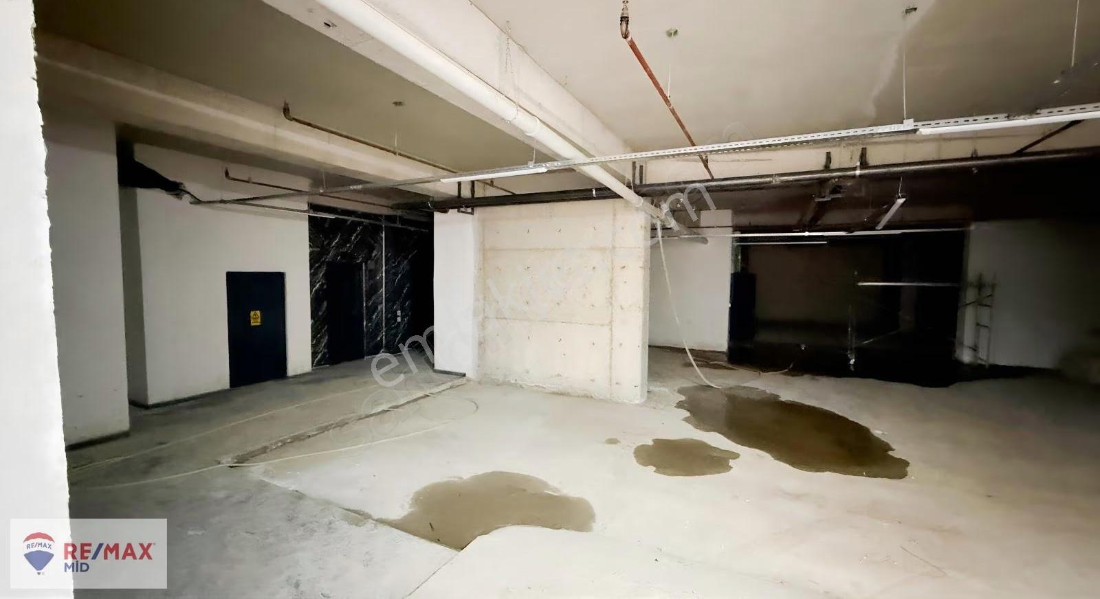 Remax Mıd Plevne Mah Ultra Lüks Prestıjlı Kıralık Ofıs - Görsel 22