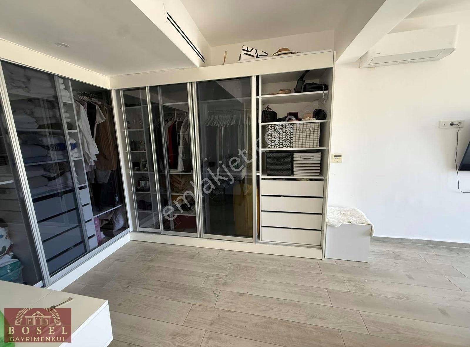 Deniz Manzaralı Havuzlu Müstakil Villa - Görsel 27