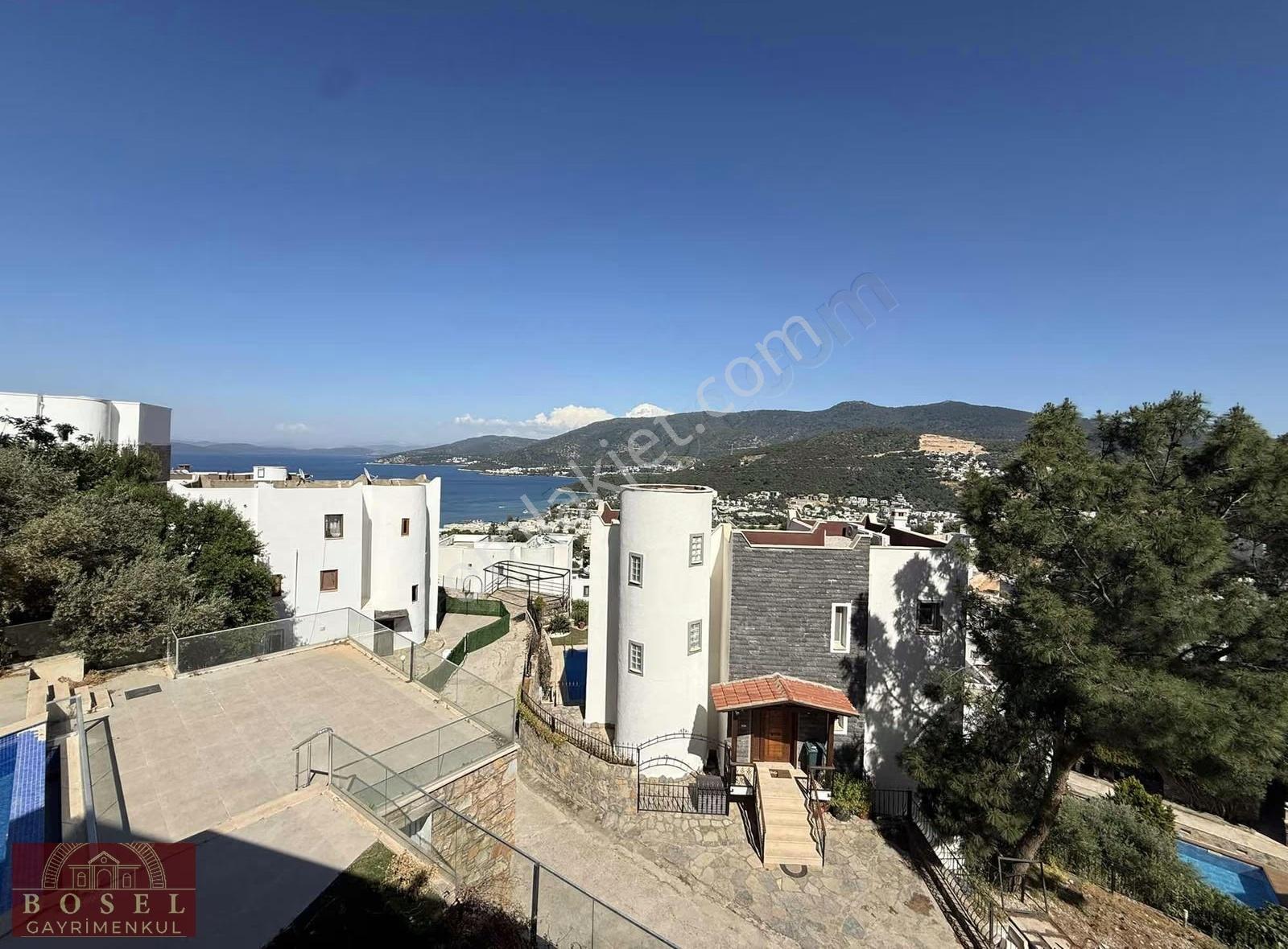 Deniz Manzaralı Havuzlu Müstakil Villa - Görsel 9