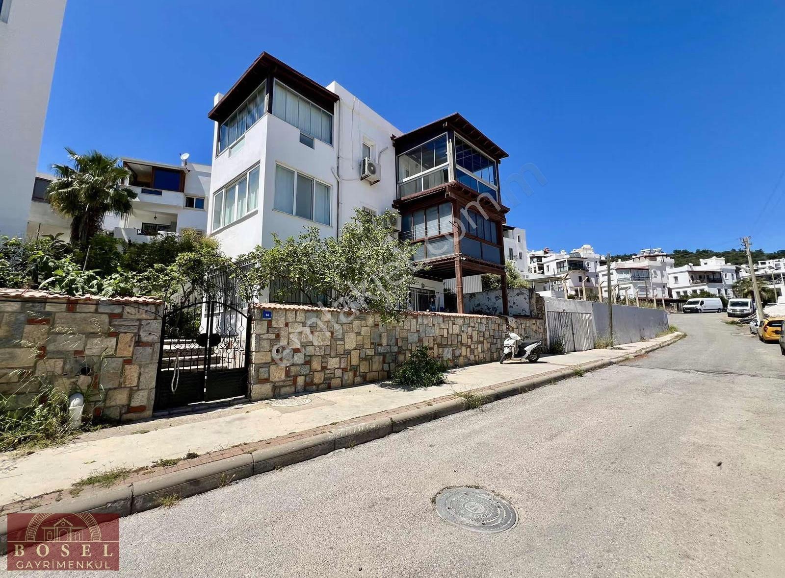 Bodrum Yokuşbaşı Satılık Manzaralı Üst Kat 2+1 Daire - Görsel 20