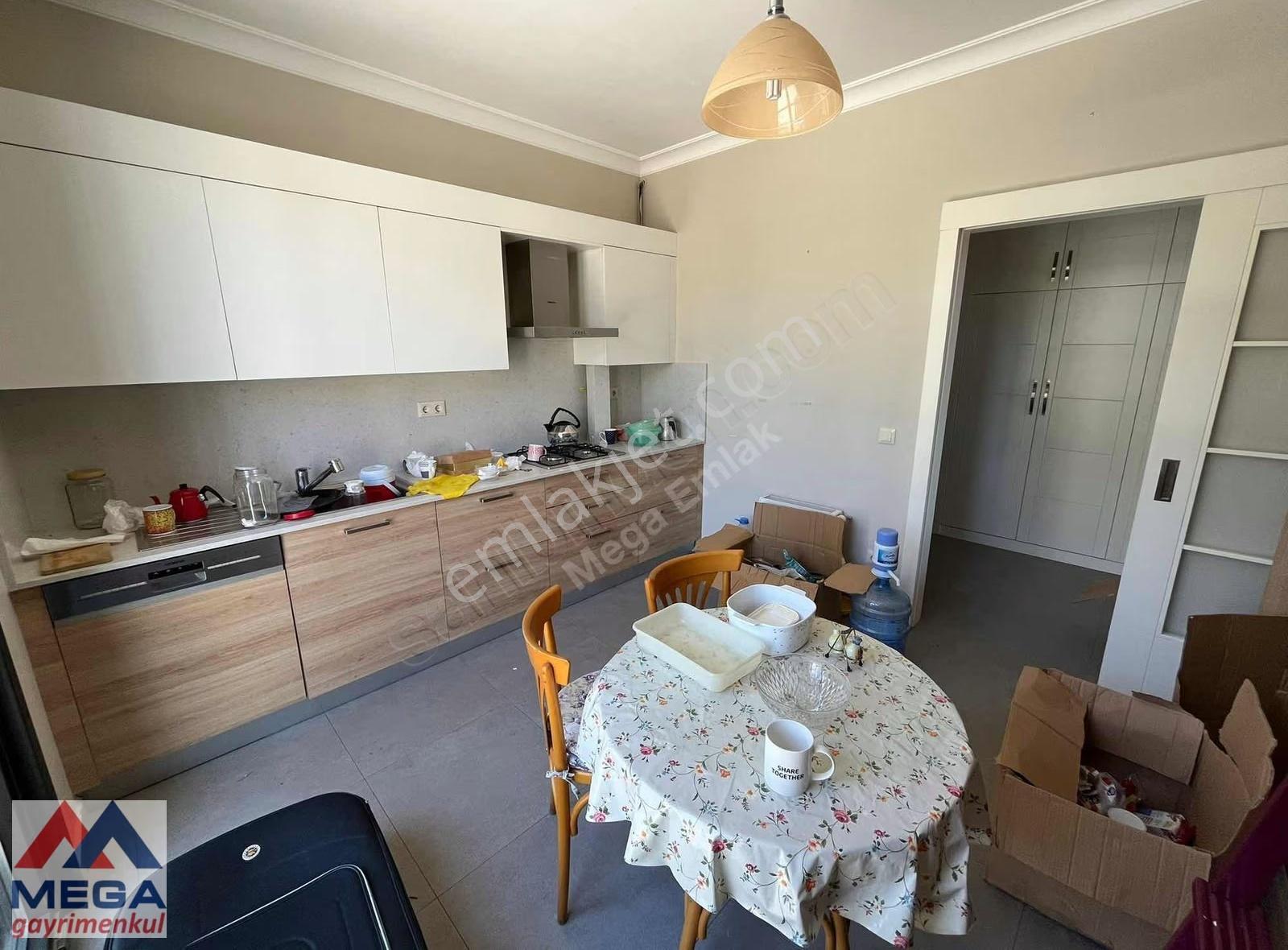 Fener Kalamış Caddesi'nde 135m2 Net Deniz Manzaralı 3+1 Daire - Görsel 20