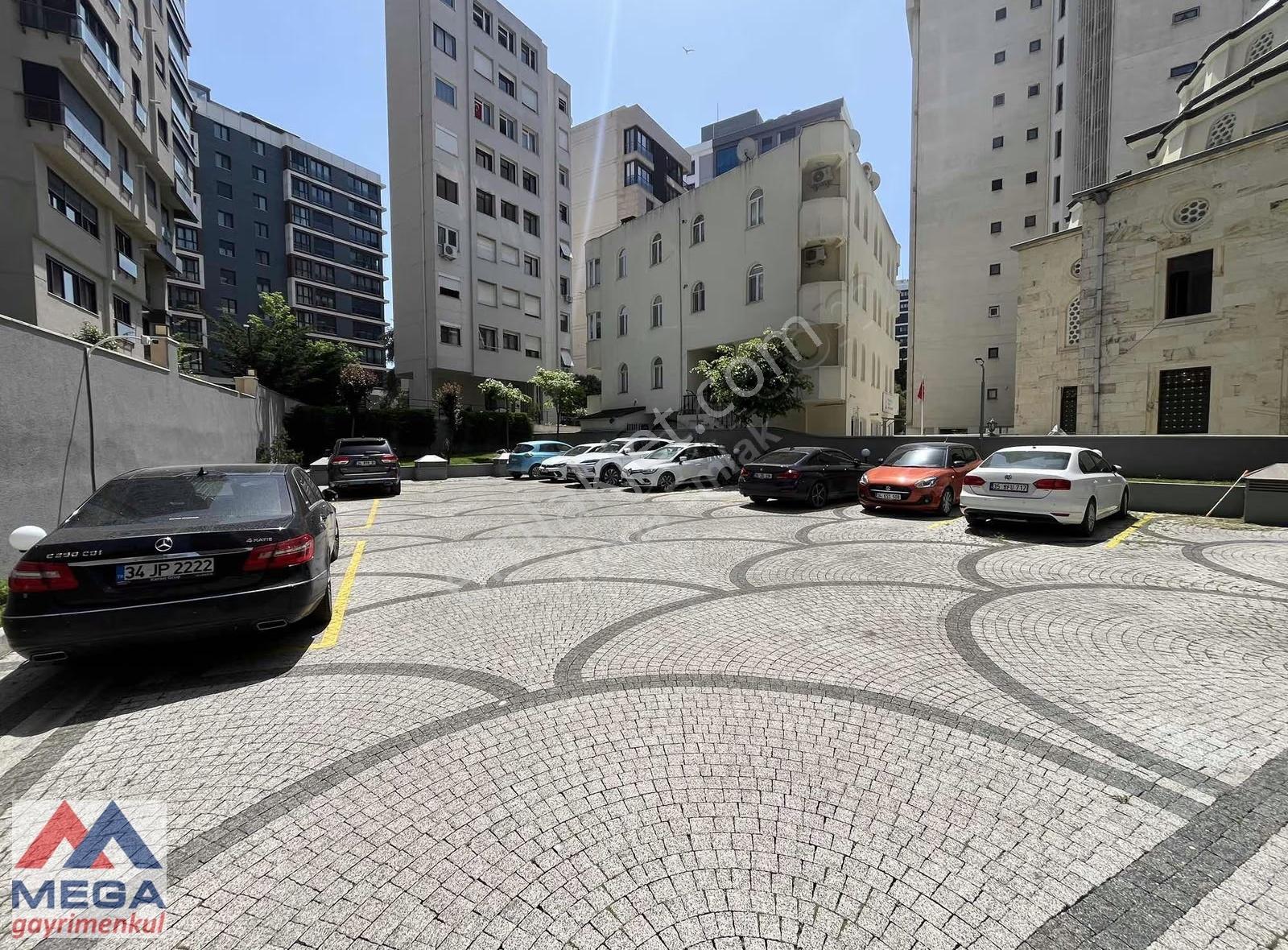 Fener Kalamış Caddesi'nde 135m2 Net Deniz Manzaralı 3+1 Daire - Görsel 9