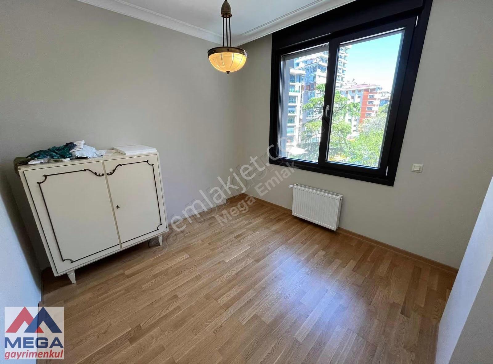 Fener Kalamış Caddesi'nde 135m2 Net Deniz Manzaralı 3+1 Daire - Görsel 4