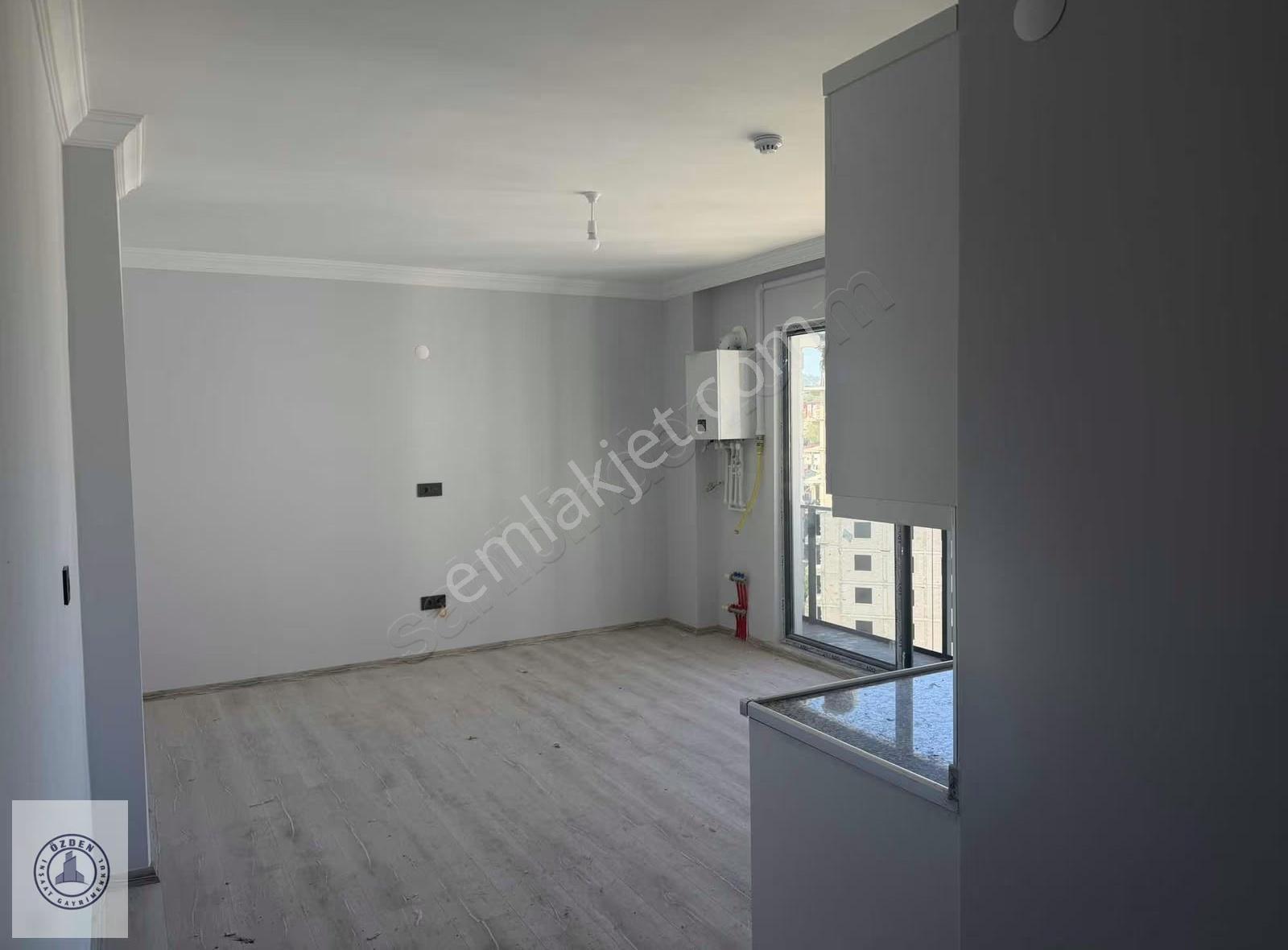 Özden Gayrimenkulden Teyyaredüzü Mahallesinde Satılık 1+1 Daire - Görsel 14