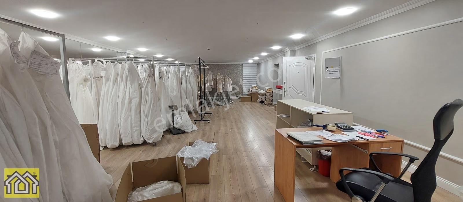 Mtk Sitesi En İşlek Yerinde, Merkezinde 400 M²otoparklı İşyeri - Görsel 6