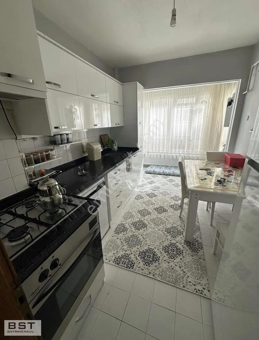 Kent Plaza Yakını 3+1 Asansörlü, Bakımlı, Ara Kat, Site İçi