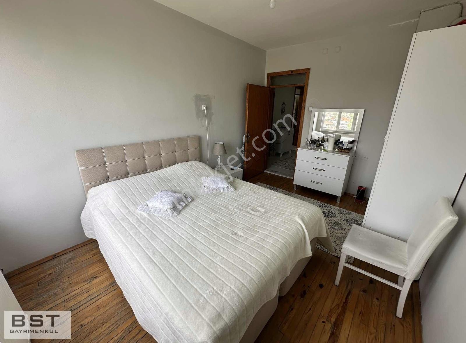 Kent Plaza Yakını 3+1 Asansörlü, Bakımlı, Ara Kat, Site İçi - Görsel 32