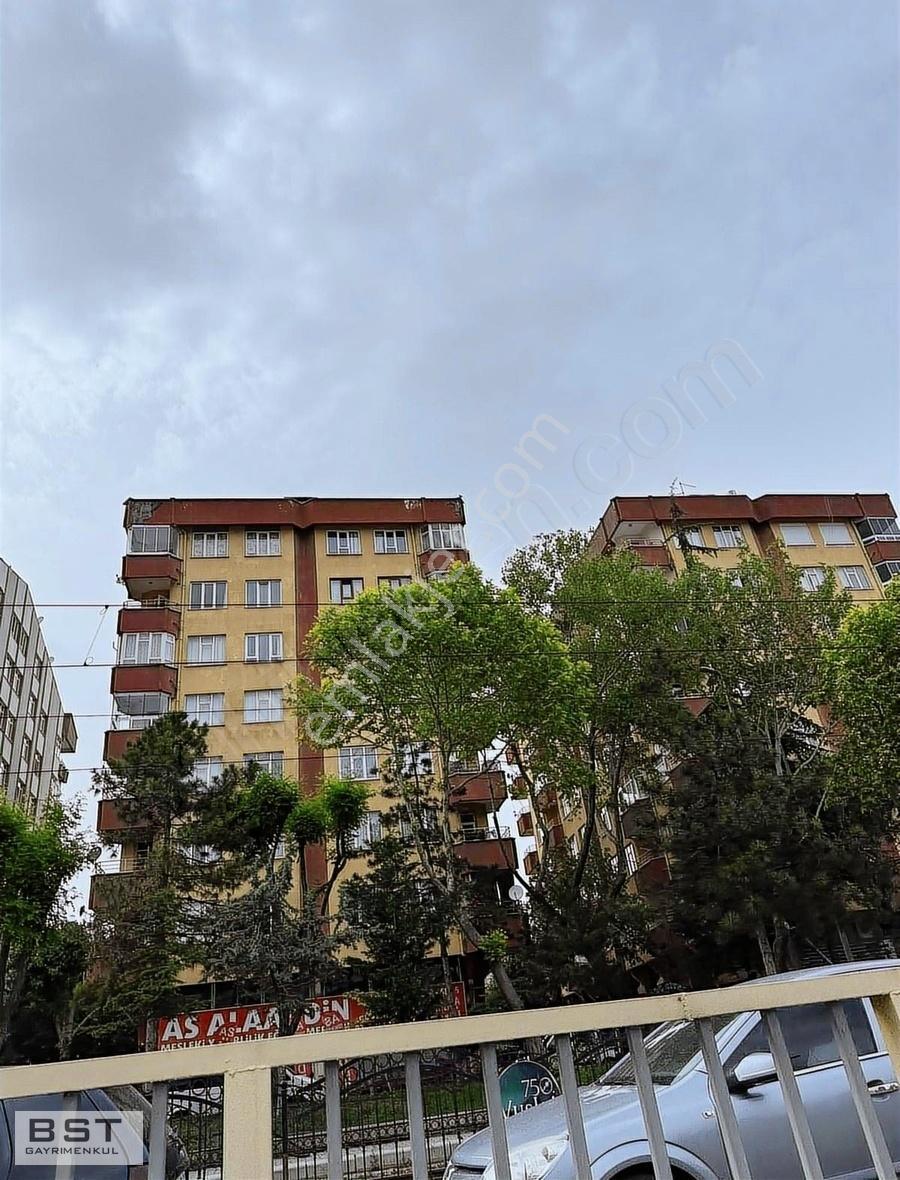 Kent Plaza Yakını 3+1 Asansörlü, Bakımlı, Ara Kat, Site İçi - Görsel 16
