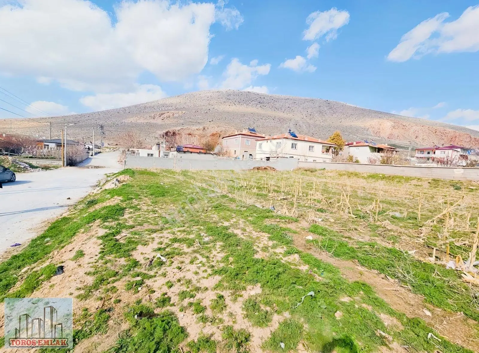 Toros Emlak'tan Sazlıca Yeni Mah. Satılık 500 M2 Arsa