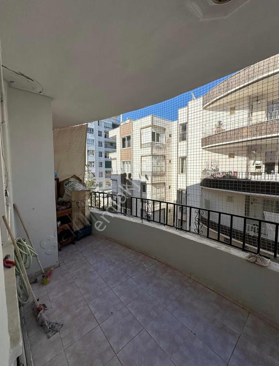 Çözüm Emlak'tan Satılık Dört Odalı Ara Kat Uygun Daıre - Görsel 12