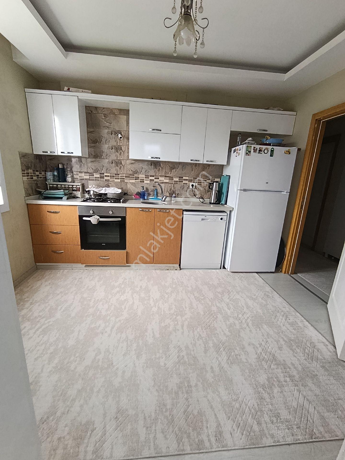 Hanzade Kebap Civarı 2+1 Kapalı Mutfak 95 M2 Kiralık