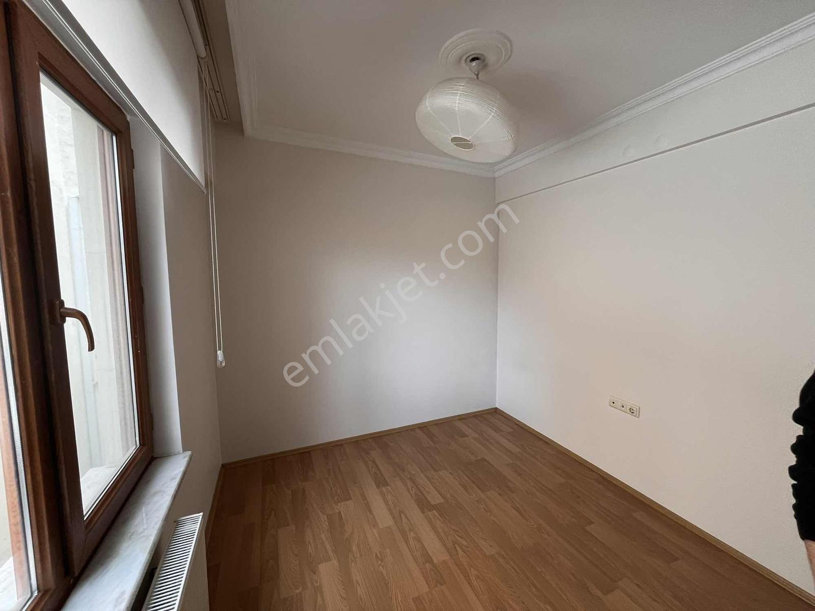 Sakarya Cad. Balkan Cad. Girişi Kiralık 2+1 Daire - Görsel 7