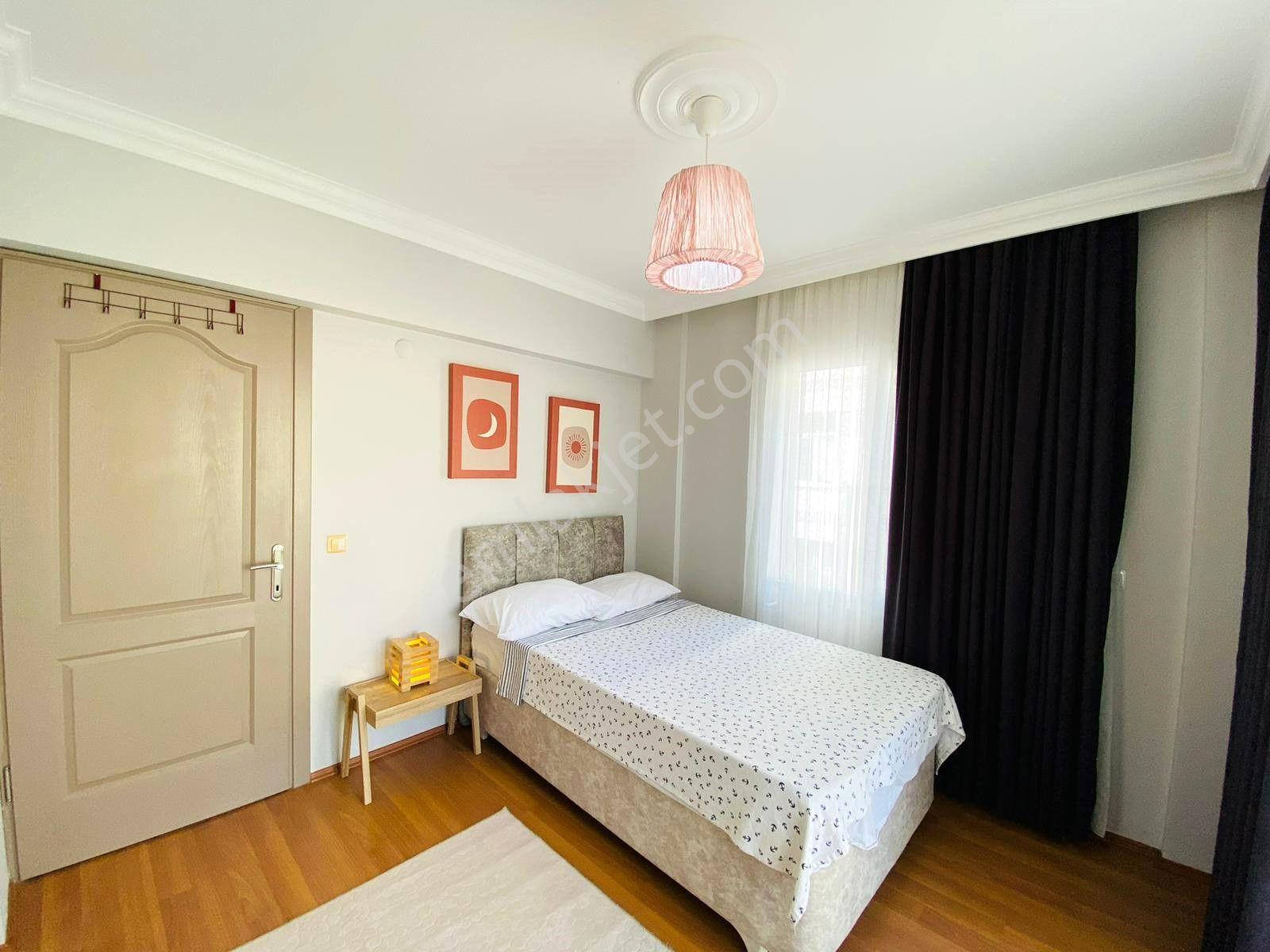 Kuşadası Merkezde 3+1 Deniz Manzaralı Konsept, Şık Ferah Daire - Görsel 15